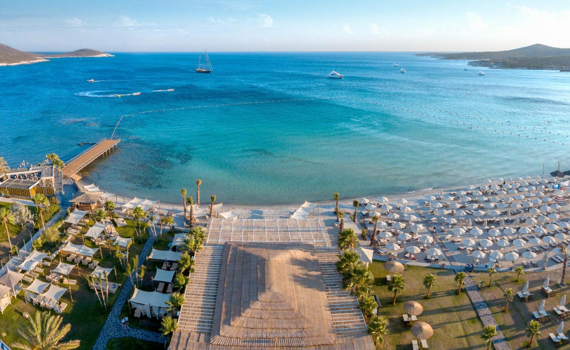 Alacati Beach Resort ภายนอก รูปภาพ
