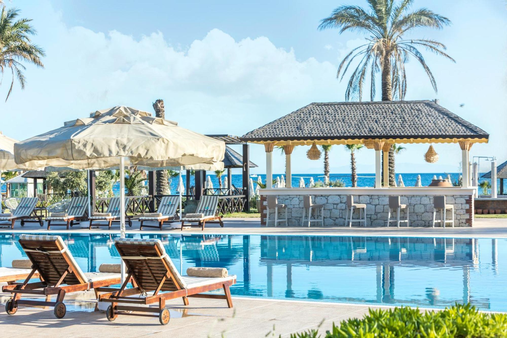 Alacati Beach Resort ภายนอก รูปภาพ