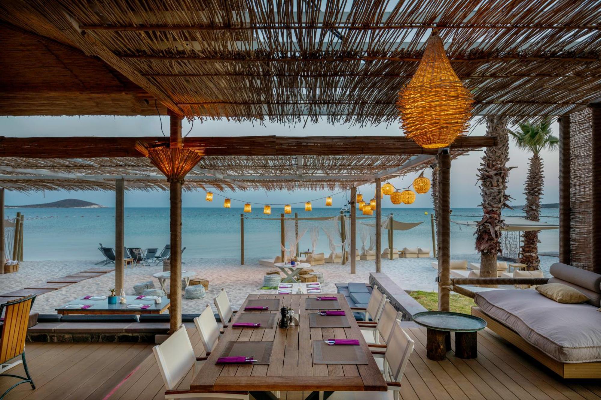 Alacati Beach Resort ภายนอก รูปภาพ