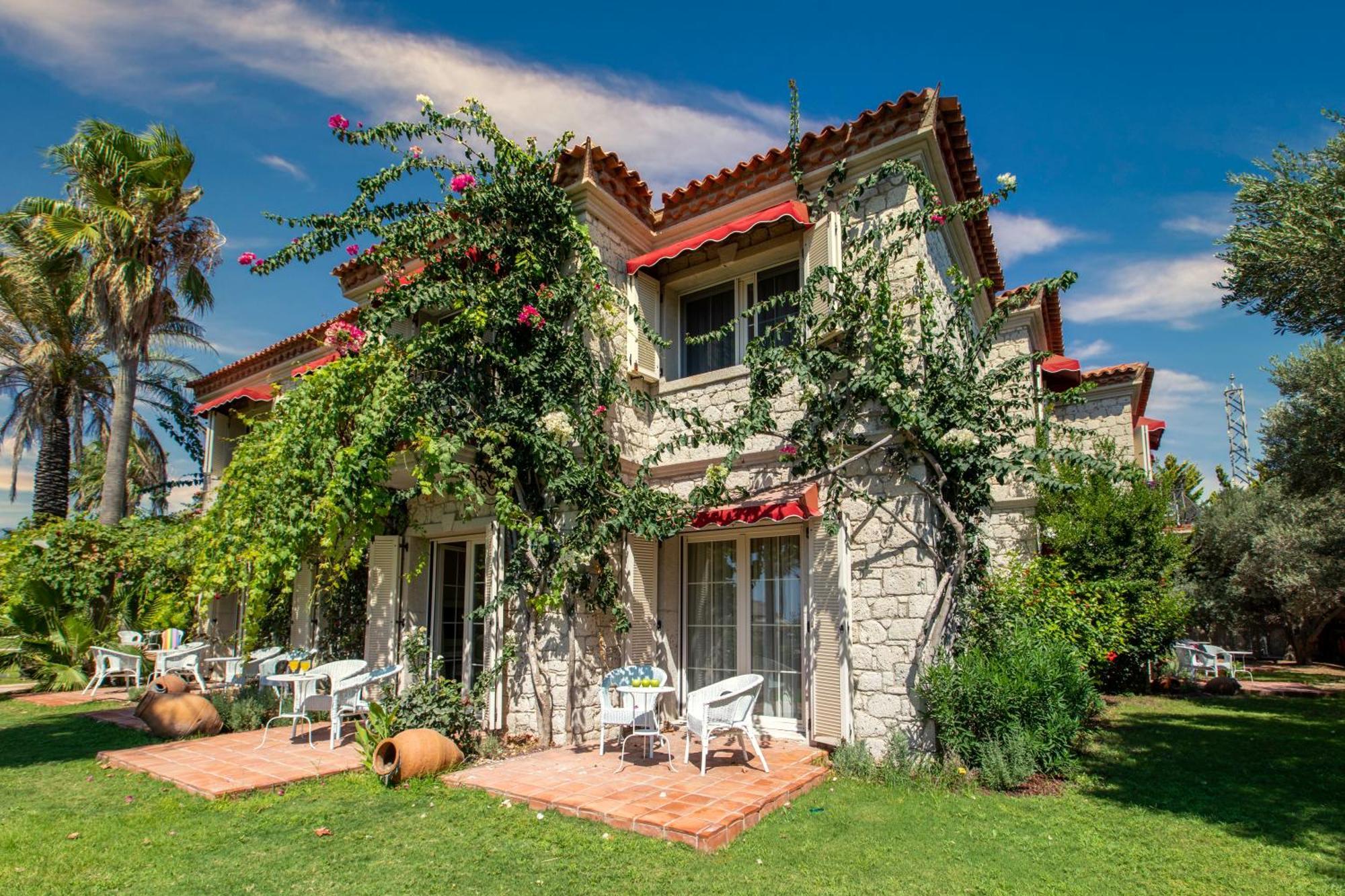 Alacati Beach Resort ภายนอก รูปภาพ